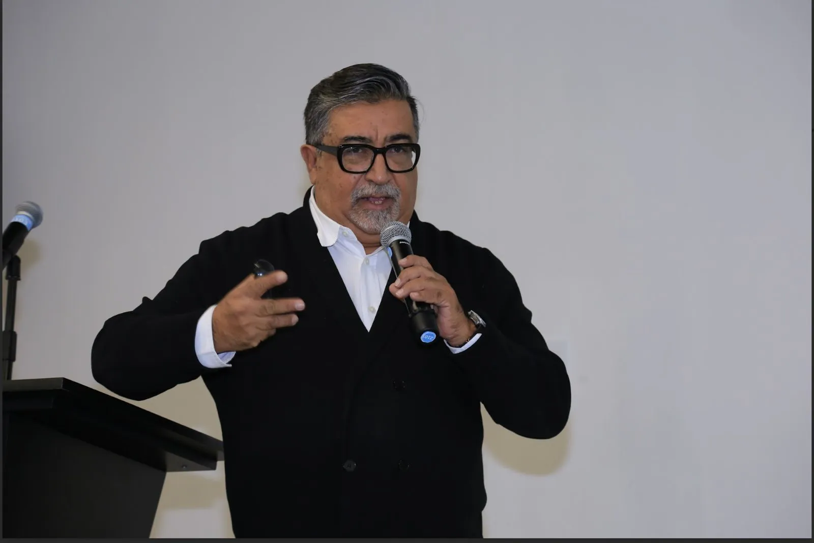 Why Mexico Lost on Cost but is Winning on Complexity
