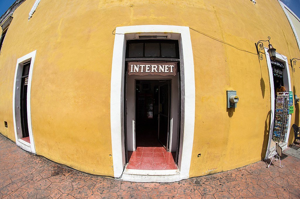 Chile lidera carrera de velocidad de internet en LATAM