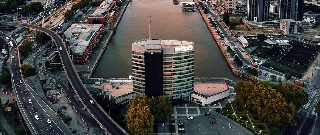 Latin America office Space